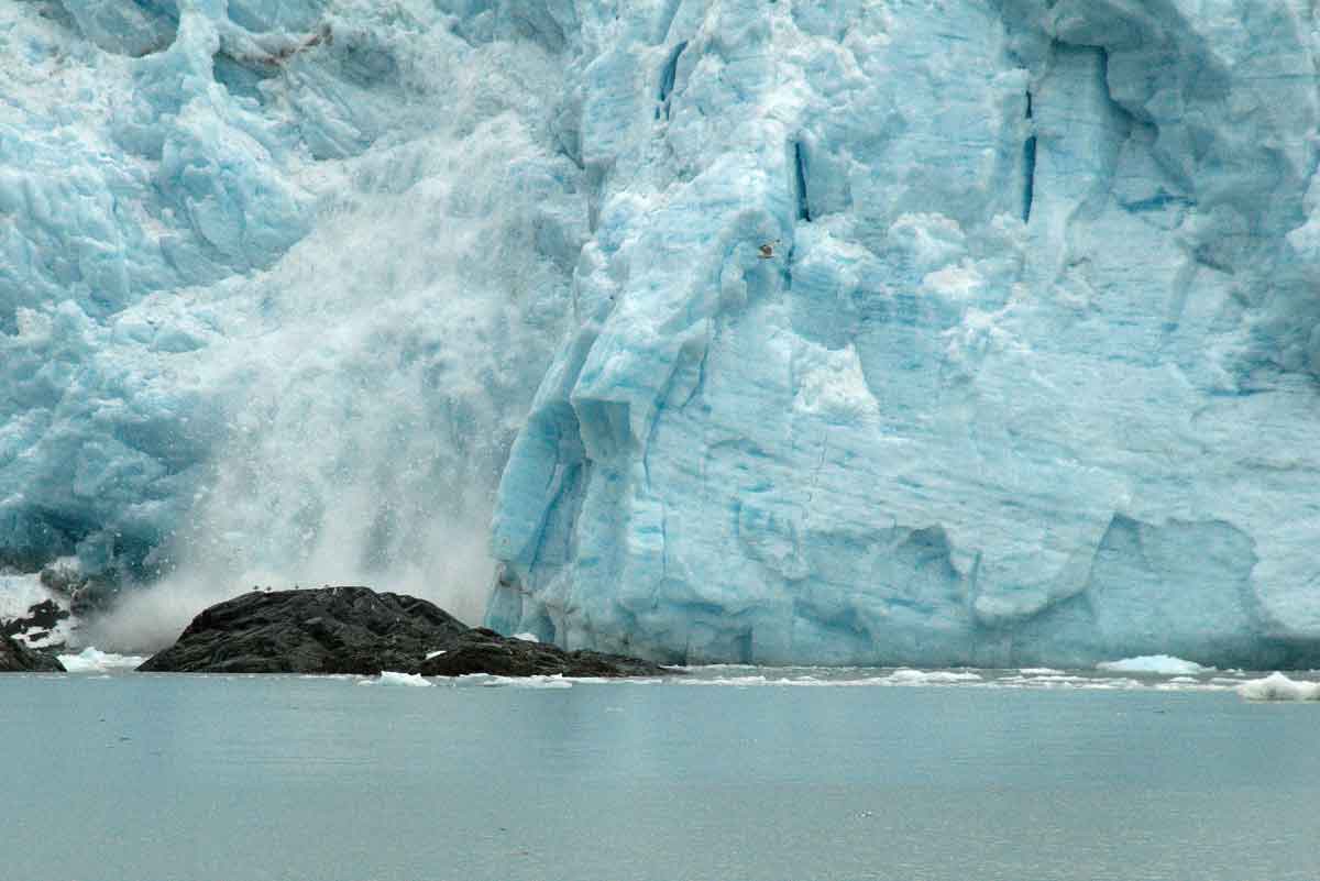 [13-Iceberg-calving.jpg]
