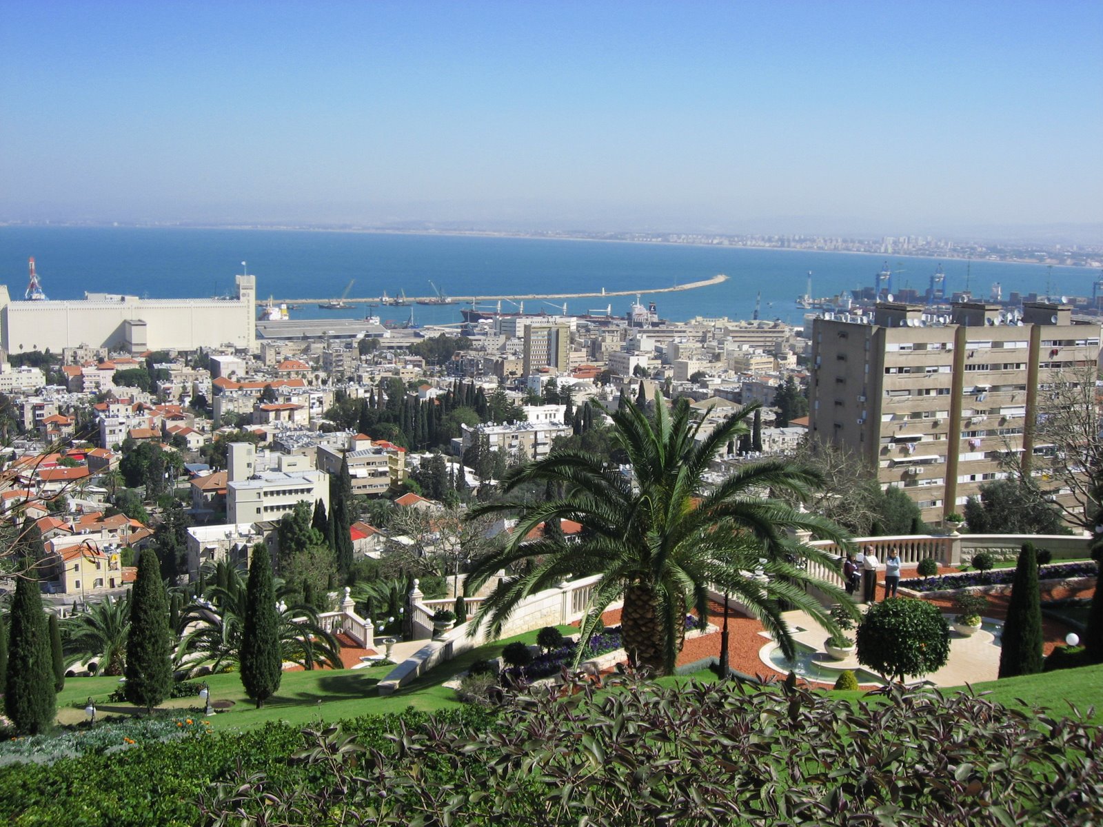 [Haifa+port.jpg]