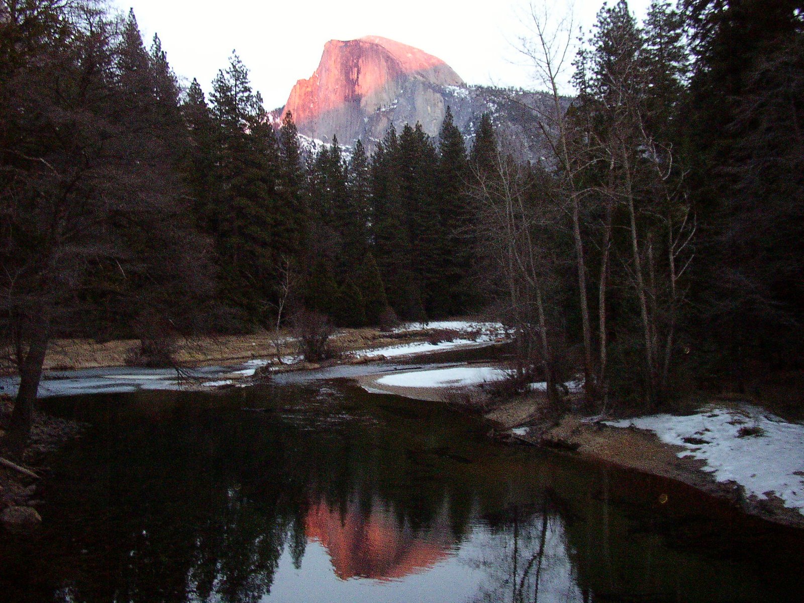 [Yosemite+at+sunset.JPG]