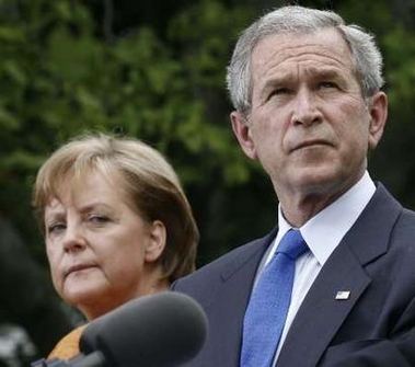 [Bush,+Merkel+&+Barrosos++4.30.07+++3.jpg]