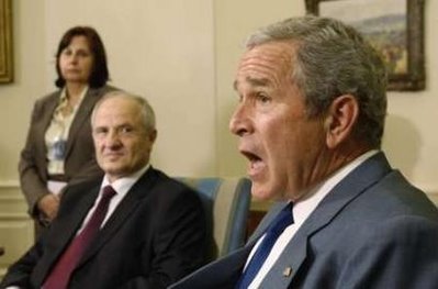 [Bush+&+Kosovan+leaders,+7.21.08++1.jpg]