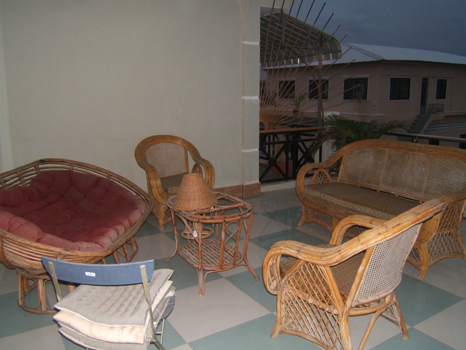 [Phnom+Penh--View+of+back+patio+furniture.JPG]