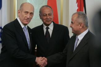 [Israel++E.+Olmer+les+Ministres+AE+Egypte+et+Jordanie.jpg]