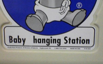 [baby-hanging-station.jpg]