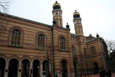 [great_synagogue_budapest.jpg]