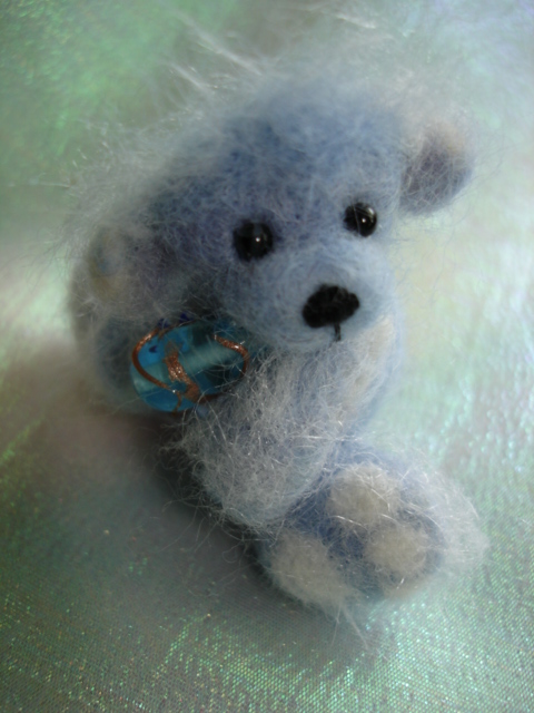 [Bluebeary+Ice+..but,+I+want+to+keep+it.jpg]