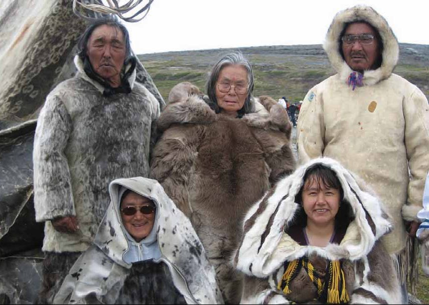 [Famlia_inuit.bmp]