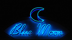 [blue+moon.jpg]