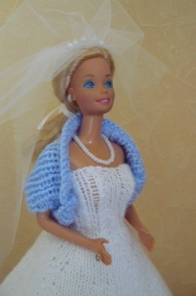 [barbie,+chauffe-épaule+bleu+de+profil.jpg]