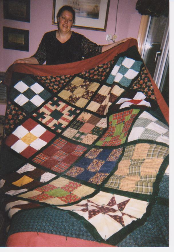 [Inge+and+One+of+her+Big+Lovely+Quilts.jpg]