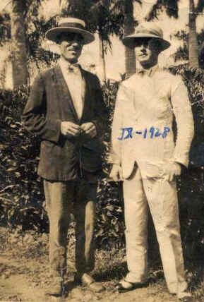 [Francisco+Simon+y+Gabriel+Gravier+9-1928.JPG]