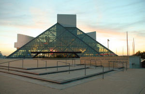 [300px-Rock-and-roll-hall-of-fame-sunset.jpg]