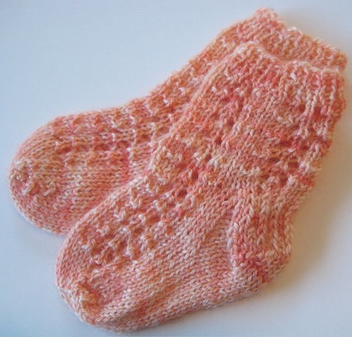 [lace+baby+socks.jpg]