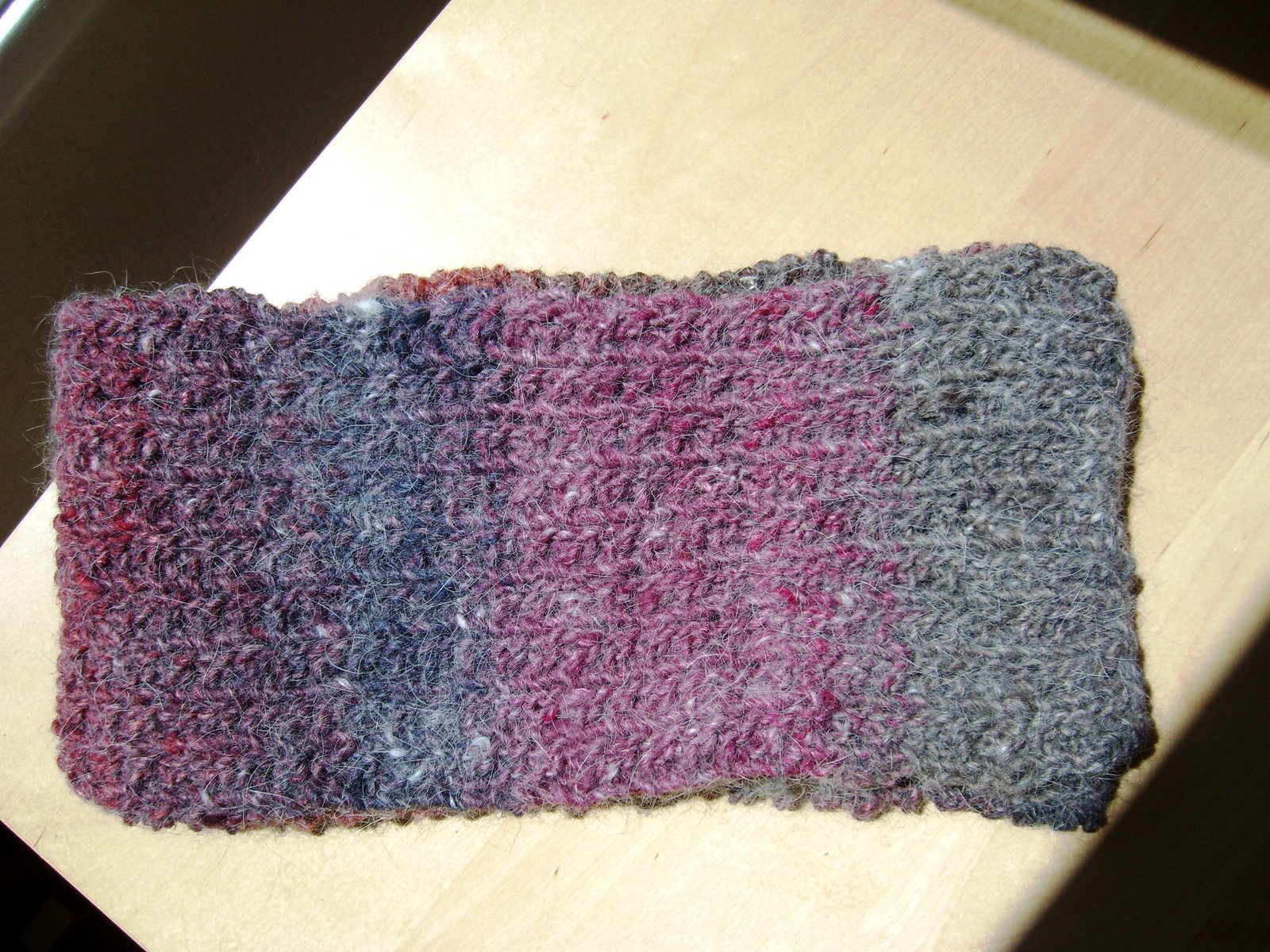 [knitting+baby+hat+mitten+001.jpg]