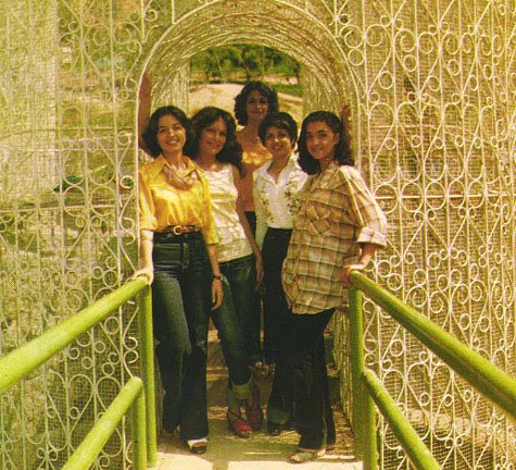 [Miss+Iran+1978+candidates++from+right+Fereshteh+Shirzad,+Azita+Takin-Savadkouh.jpg]