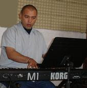 Edson Martinez Pianista de La Orquesta
