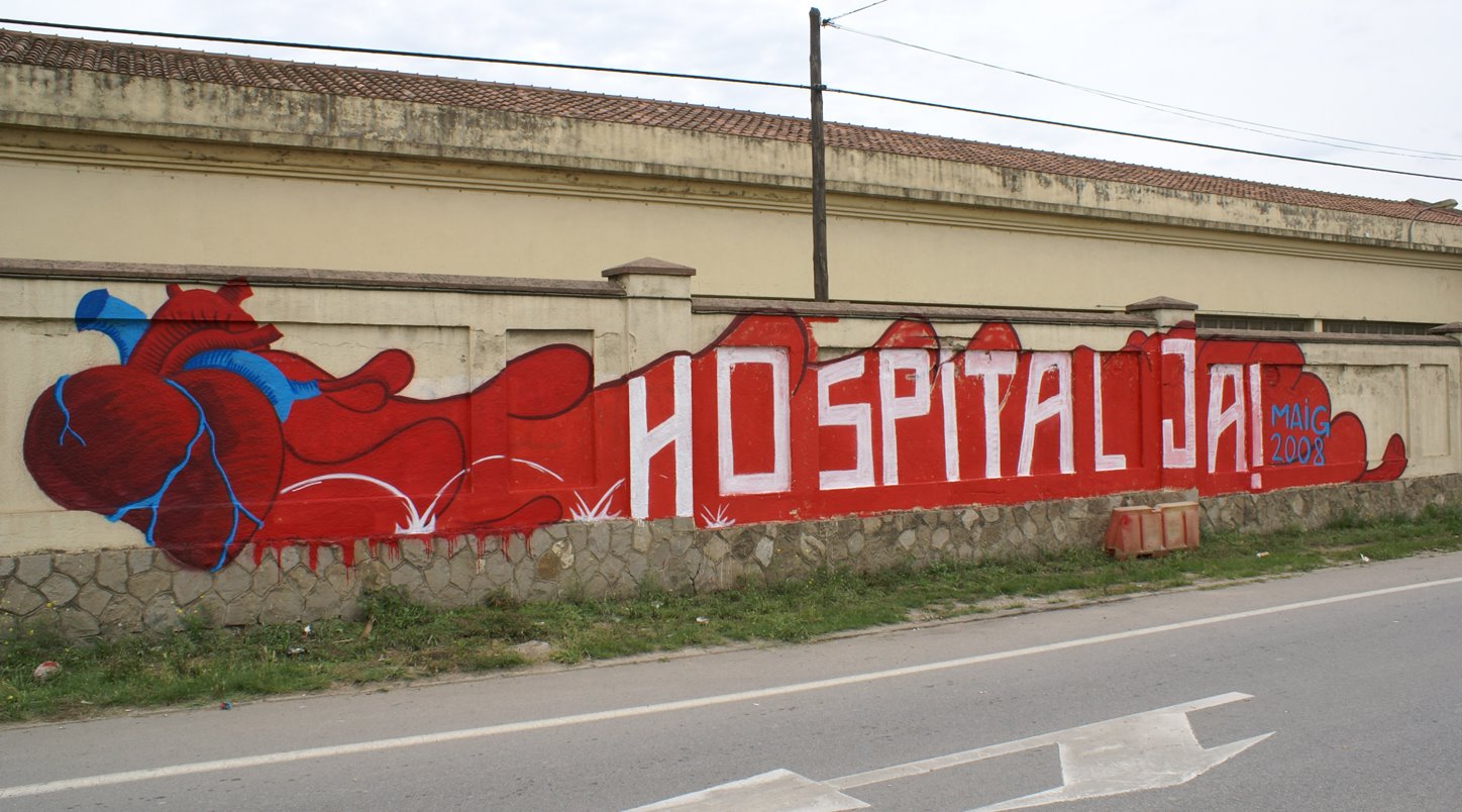 [mural_hospital.JPG]