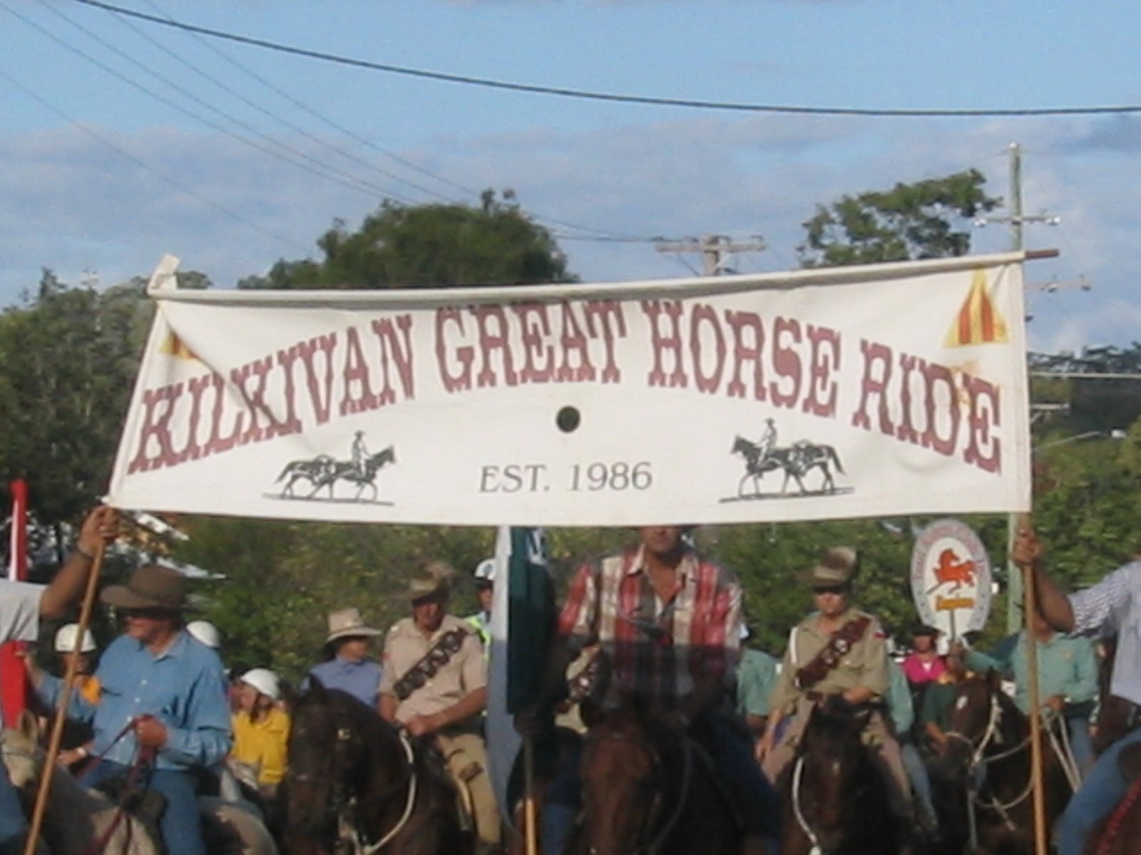 [Kilkivan+Great+Horse+Ride+&+Gympie+Sarah+&+Isabella+005.jpg]