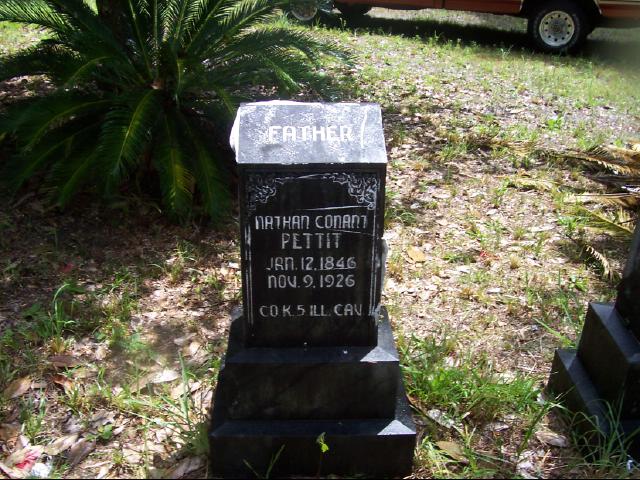 [Nathan+Connant+Pettit+at+Laurel+Grove+Cemetery,+Florida.jpg]