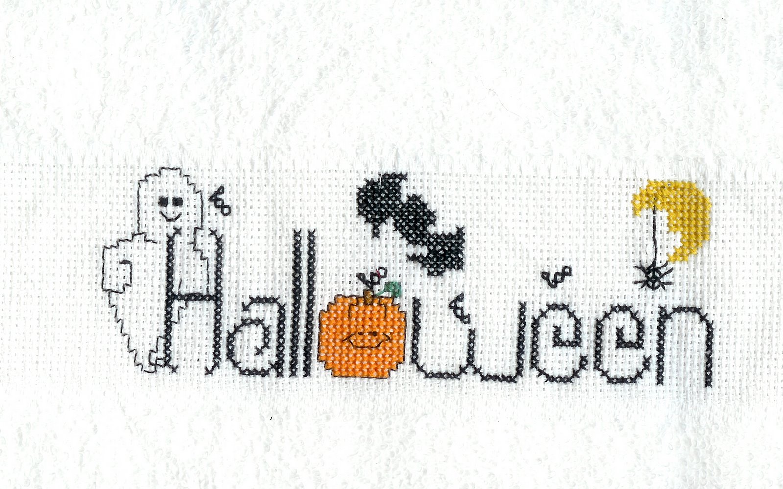 [Hallowee+towel+for+trade.jpg]
