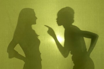 [Silhouette_of_two_women_arguing_uid_1.jpg]