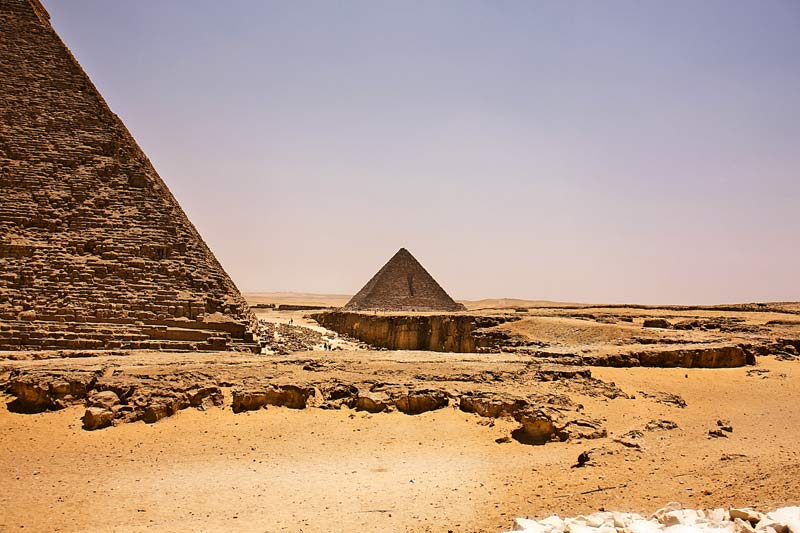 [PyramidsofEgypt.jpg]