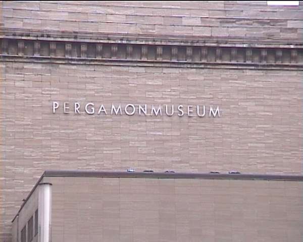 [pergamon+museum1.jpg]
