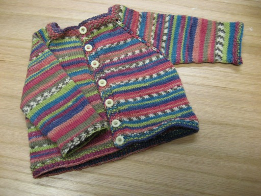 [sock+yarn+baby+sweater.JPG]