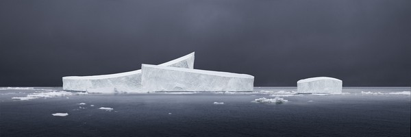 [Mid+Day+Grey+_Antarctica_2007.jpg]