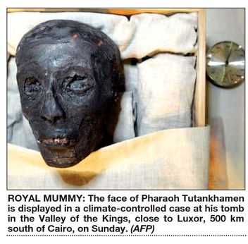 [Egypt-unveils-King-Tuts-mummy.jpg]