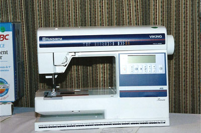 [sewing-machine.jpg]