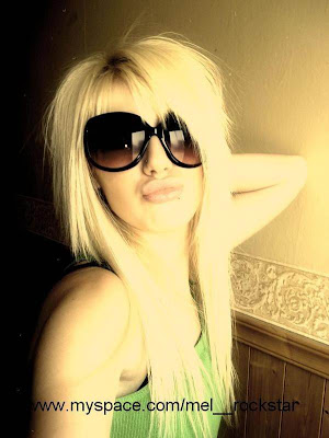 Emo Hair Styles With Image Emo Girls Hairstyle With Long Blond Emo Haircut Picture 1