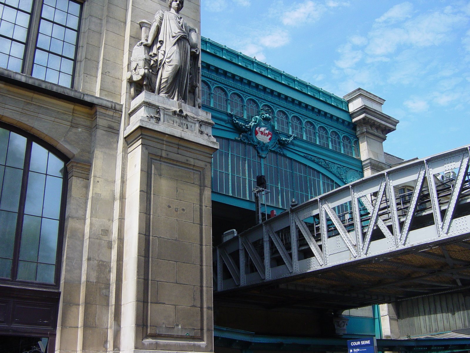 [France+-+train+station+-+Paris+(Gare+d'Austerlitz)+dsc04111.jpg]