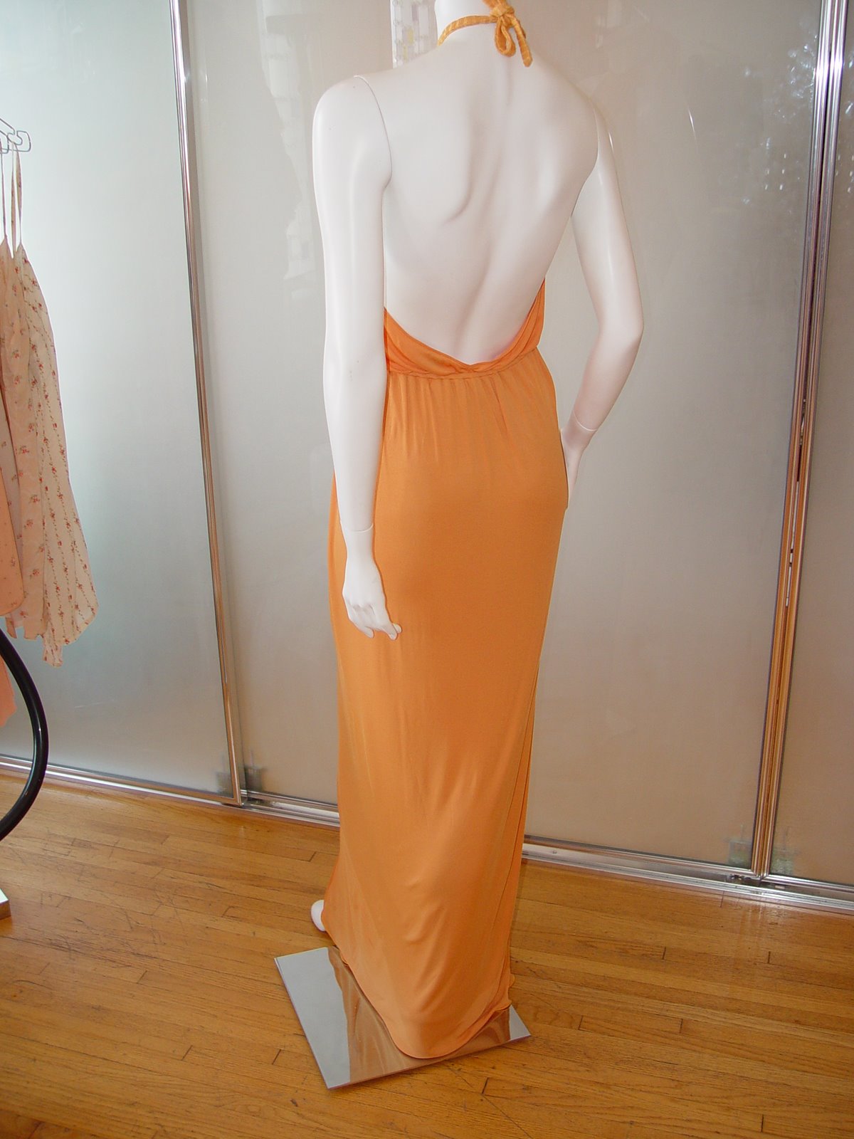[CALLAGHAN++APRICOT+JERSEY+HALTER+WITH+KNIT+TRIM+DEADSTOCK+LATE+70S.JPG]