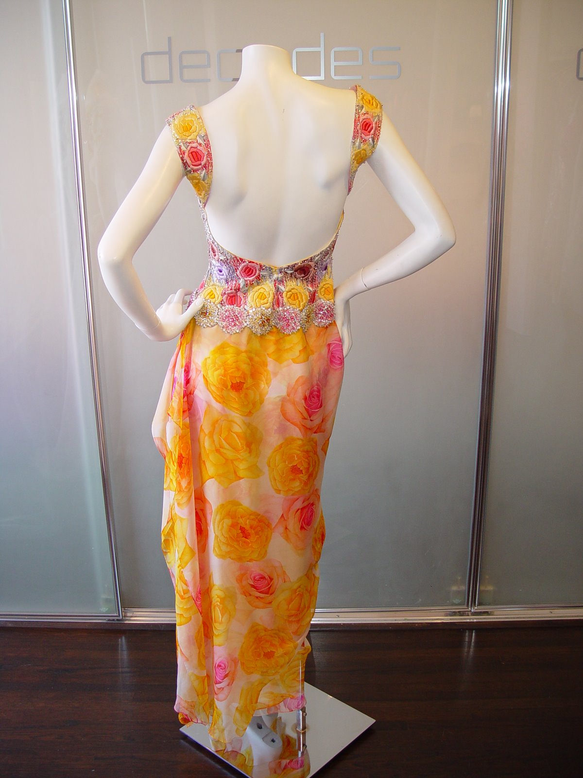 [GALANOS+FLORAL+CHIFFON+WITH+EMBROIDERED+BODY+-+2.JPG]