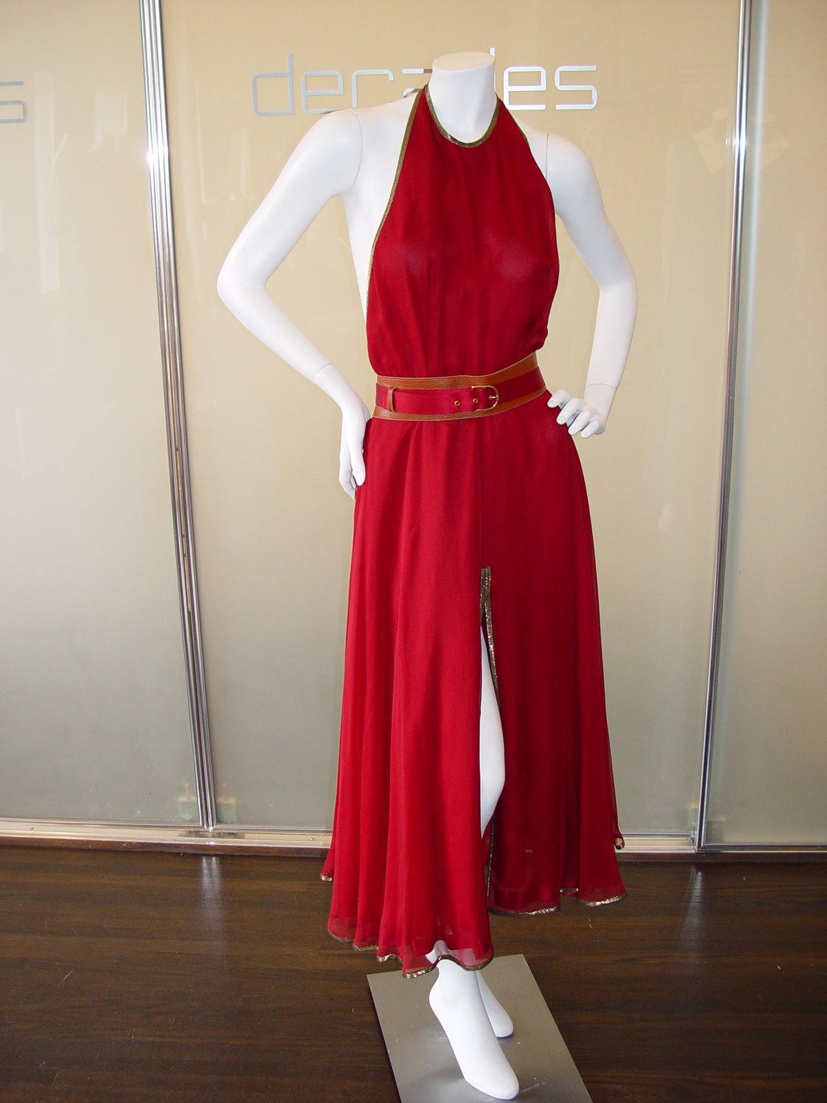 [GEOFFREY+BEENE+EARLY+90S+WINE+CHIFFON+HALTER+GOWN+WITH+WITH+BRONZE+GOLD+LAME+TRIM+AND+UNUSUAL+BELT+AND+HIGH+SLIT+SKIRT+SIZE+6.JPG.JPG]