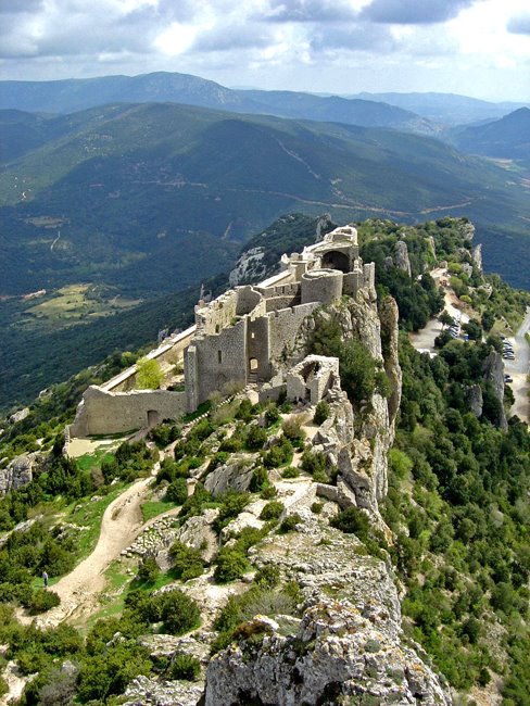 [Peyrepertuse+Cathar+castle.jpg]