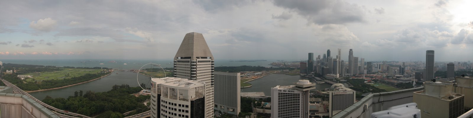 [singapore+panorama+-+rooftop.jpg]