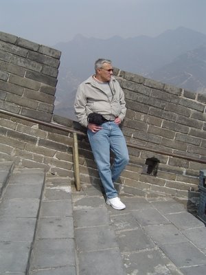 [Joe+-Great+Wall+of+China.jpg]