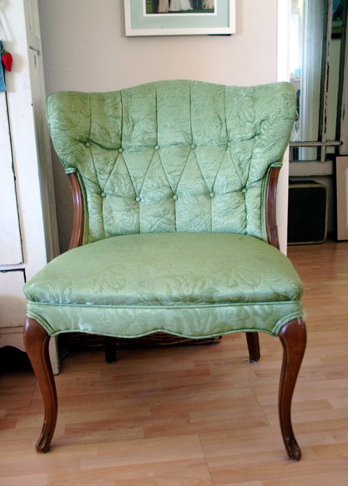[green+chair.JPG]