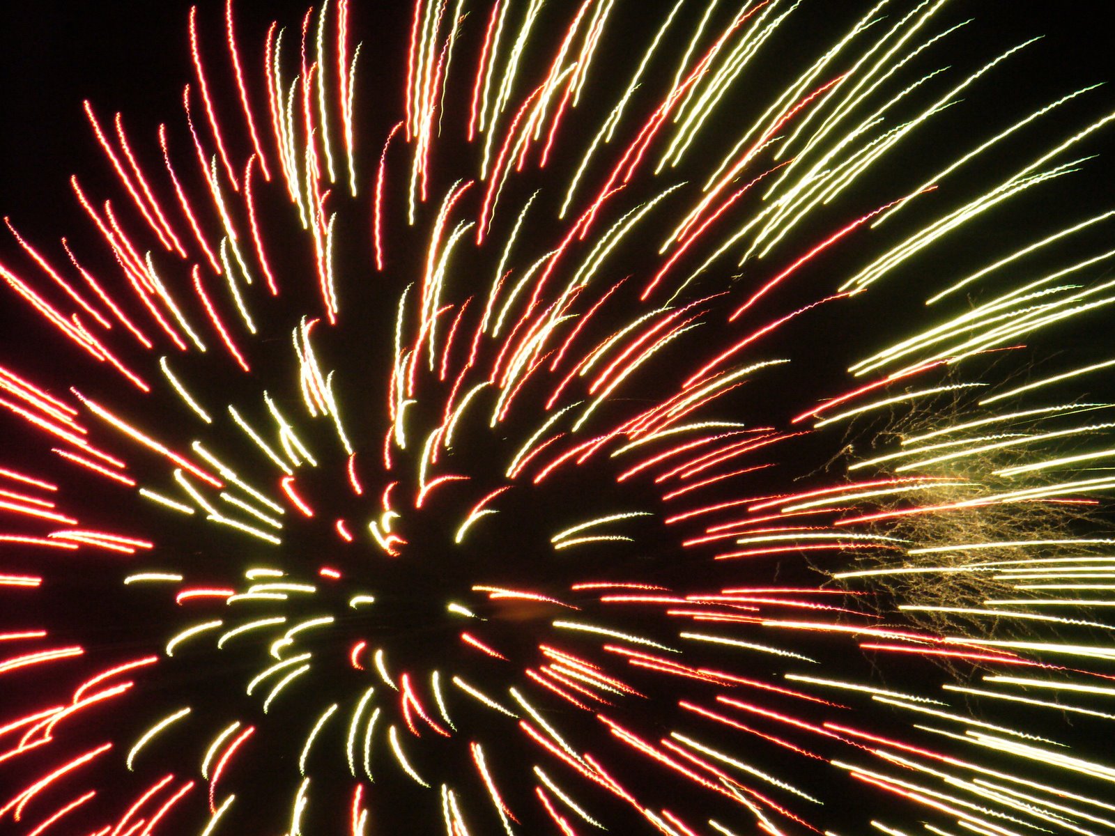 [fireworks+2007+120.JPG]