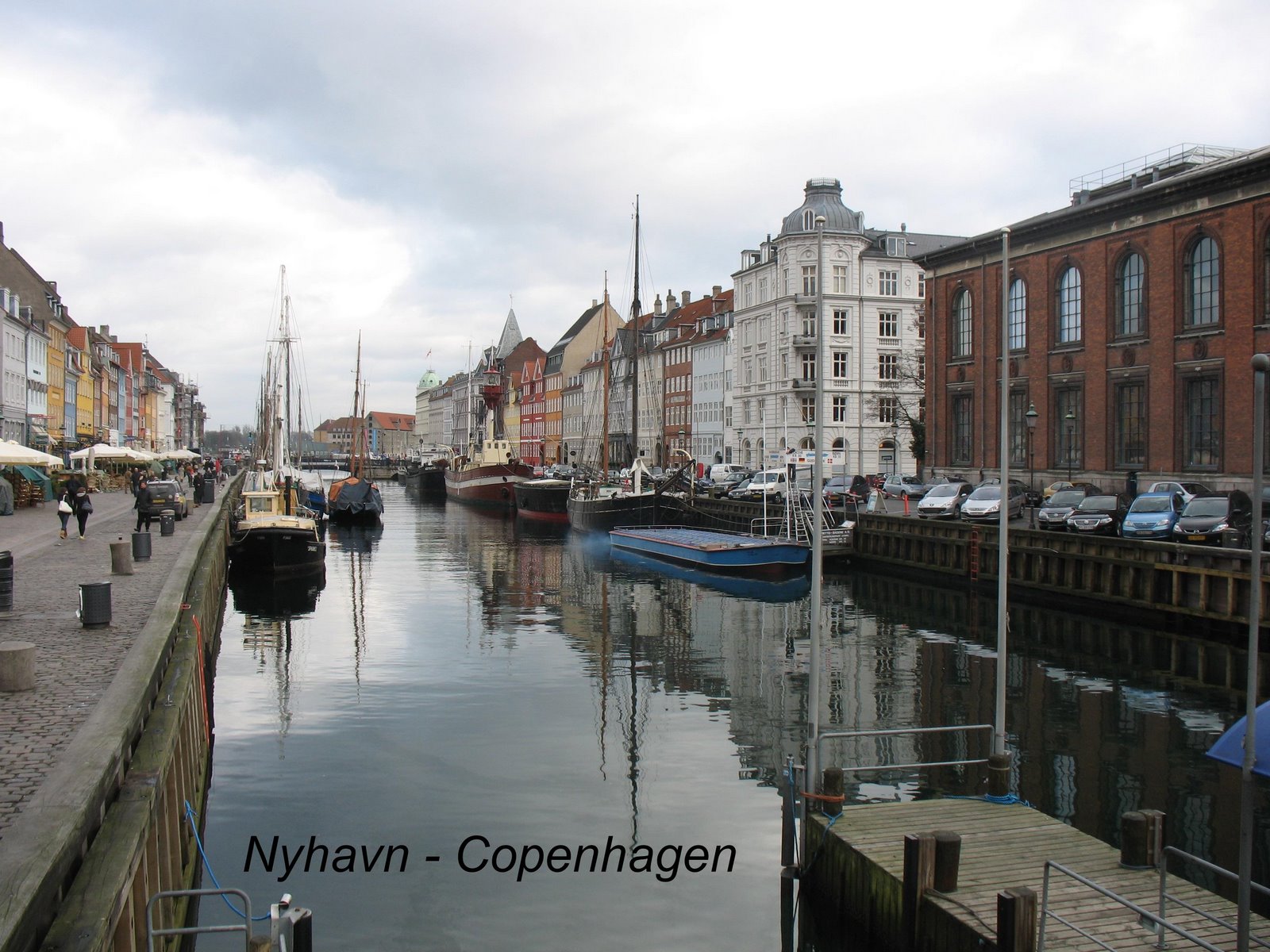[nyhavn+with+caption.bmp]