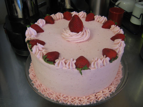 [strawberry_cake.jpg]