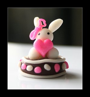 [Bunnygirl_Cake_by_Shiritsu.jpg]