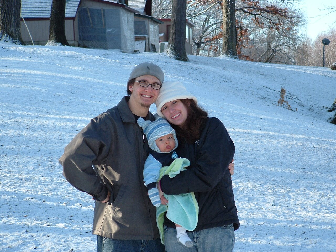 [Family+snow+pictures.JPG]
