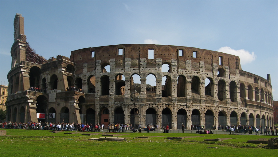 [Colosseum1.JPG]