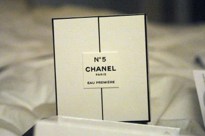 [caixa+Chanel.jpg]