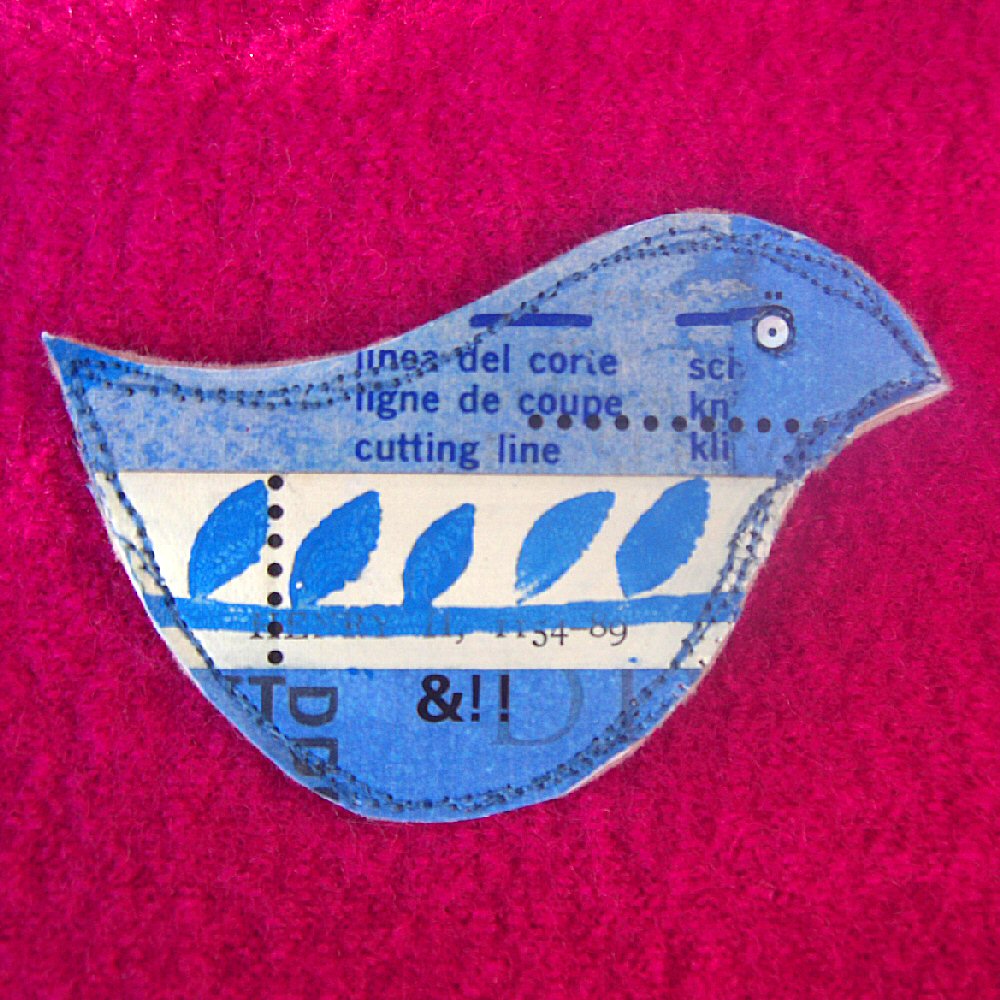 [bird.brooch.coat.detail.jpg]
