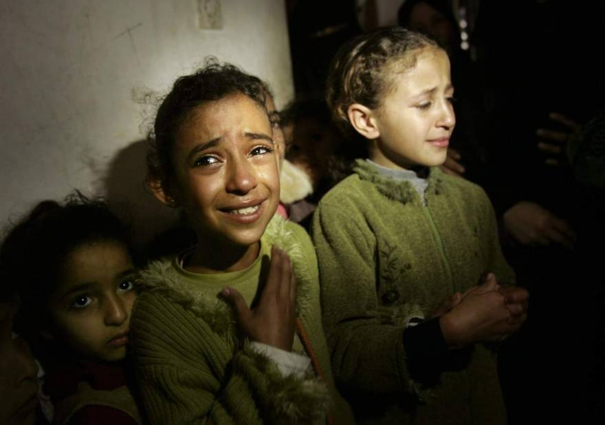 [niños+palestinos+en+gaza.jpg]