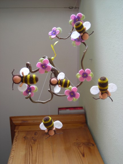 [mobile+bees2.jpg]